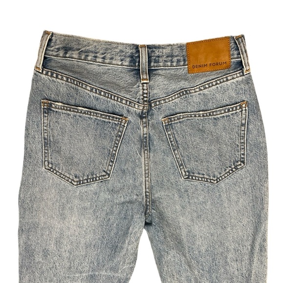 Aritzia Denim Forum Light Blue Distressed High Rise Loose Jeans | Size 25/29L - Picture 11 of 15